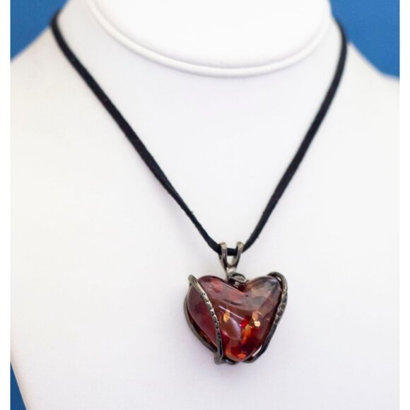 18 Inch, Vintage Glitter Heart Gem Black Cord Pendant Necklace - D9 - Picture 3 of 4